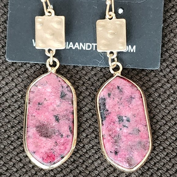 NWT Mia & Tess Pink/Gold Drop Dangle Earrings - Picture 3 of 6